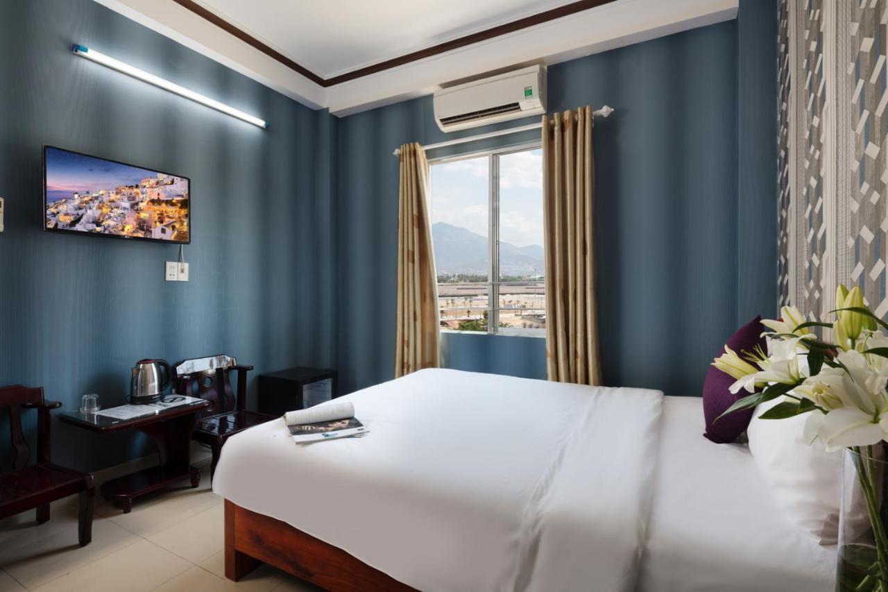 Oressund Hotel Nha Trang Exterior photo