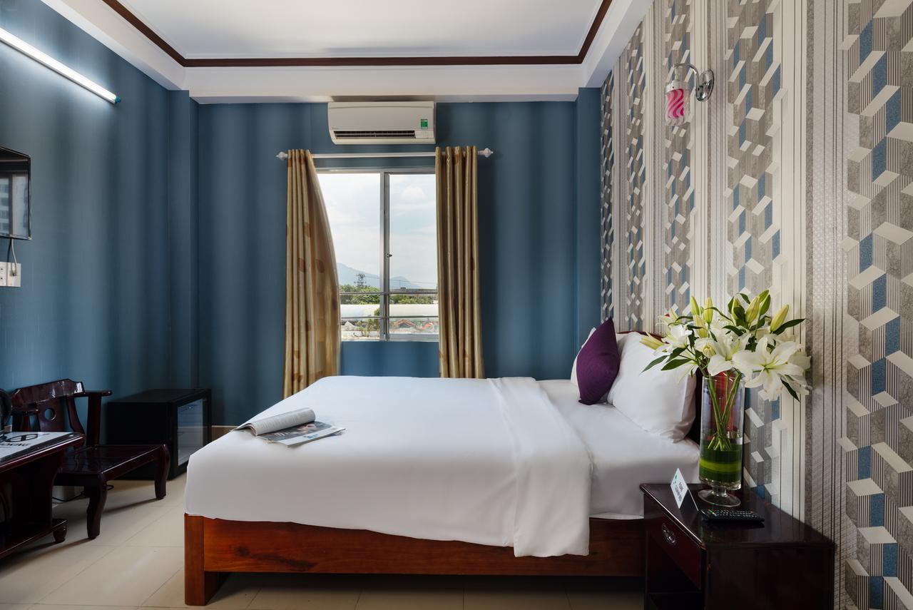 Oressund Hotel Nha Trang Exterior photo